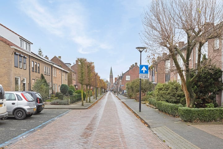 View photo 27 of Kloosterstraat 76