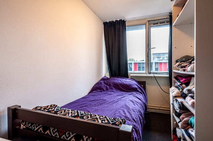 Photo 10 of Steile Bank 8