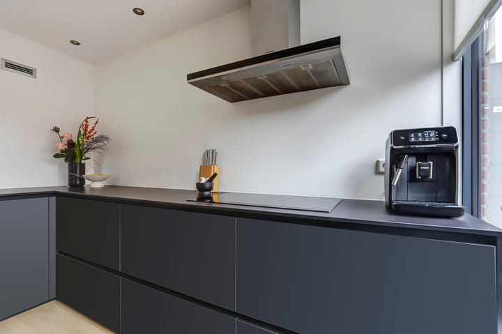 Photo 18 of Mauritsstraat 34