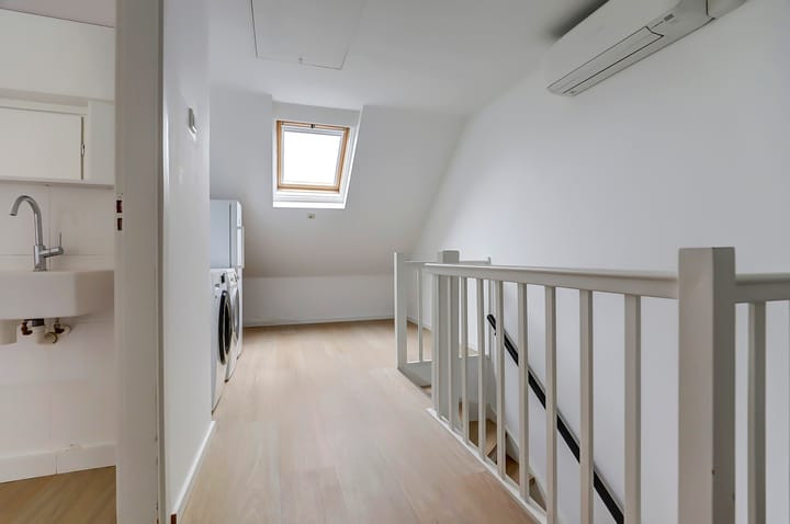 Photo 37 of Mauritsstraat 34