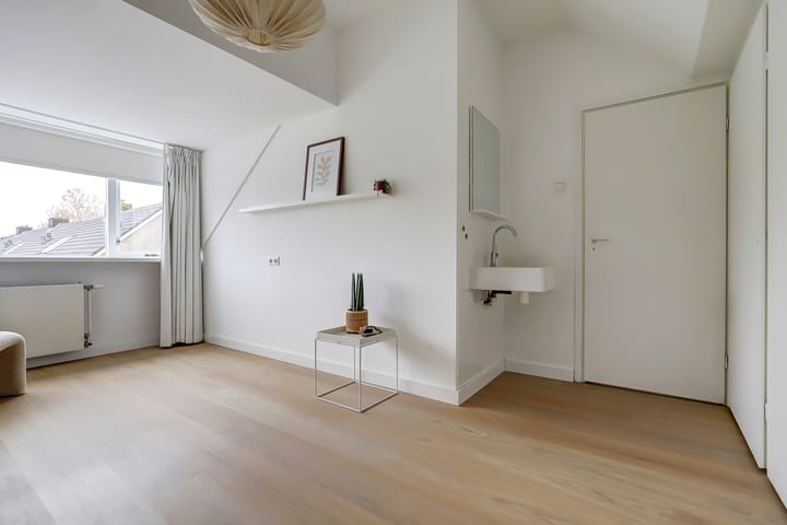 Photo 40 of Mauritsstraat 34