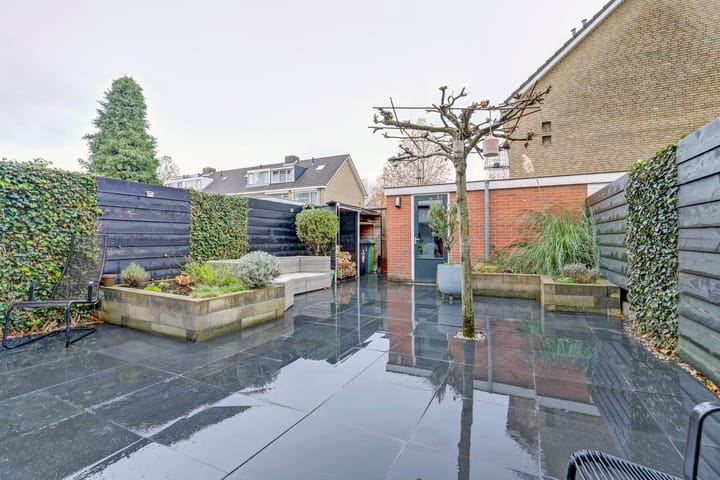 Photo 44 of Mauritsstraat 34