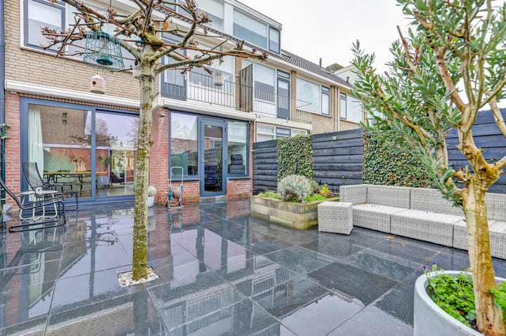 Photo 46 of Mauritsstraat 34