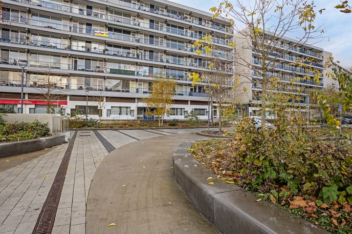 Foto 2 van Burg. van Grunsvenplein 117