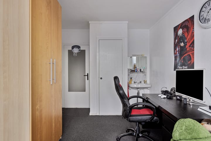 Foto 28 van Burg. van Grunsvenplein 117