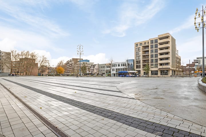 Foto 34 van Burg. van Grunsvenplein 117