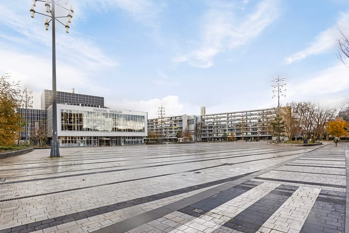 Foto 35 van Burg. van Grunsvenplein 117