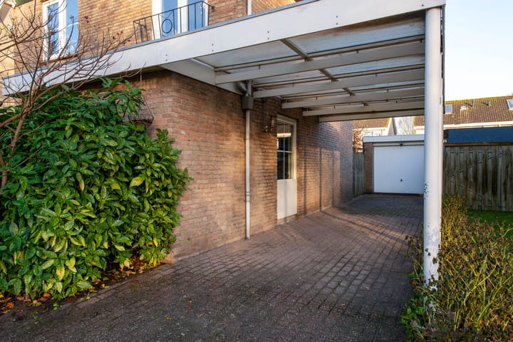 Foto 41 van Huijbergseweg 63