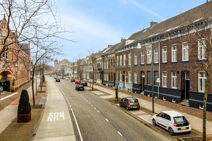 View photo 4 of Godsweerdersingel 34-B