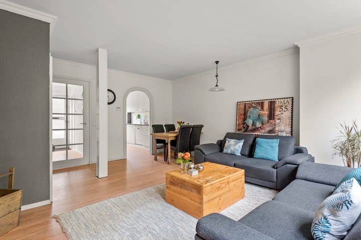 Foto 12 van van Heutszlaan 108-1