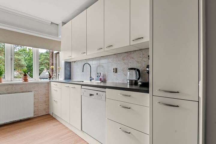 Foto 15 van van Heutszlaan 108-1