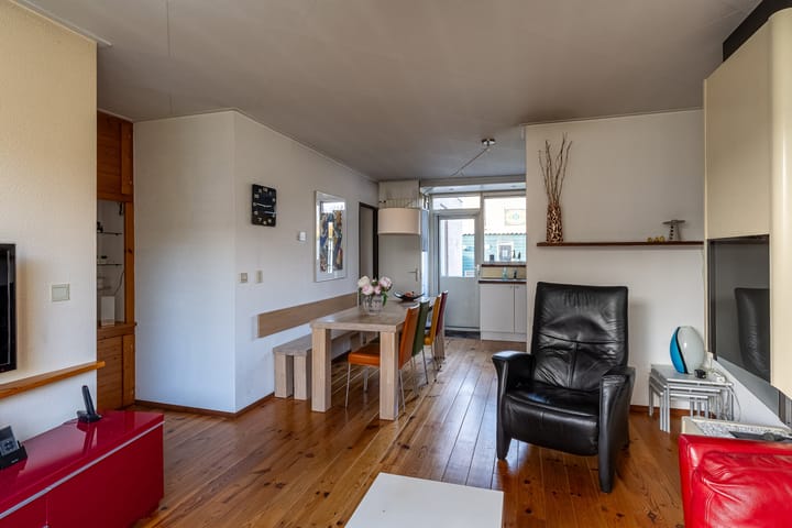 Foto 10 van Bloemenlaan 84