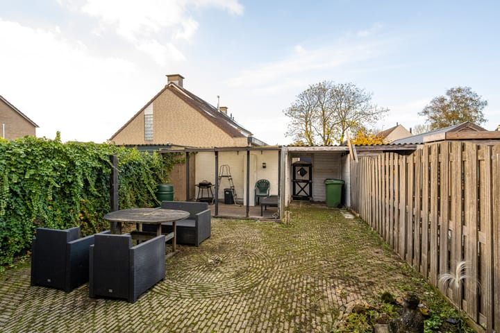 Foto 32 van Bloemenlaan 82