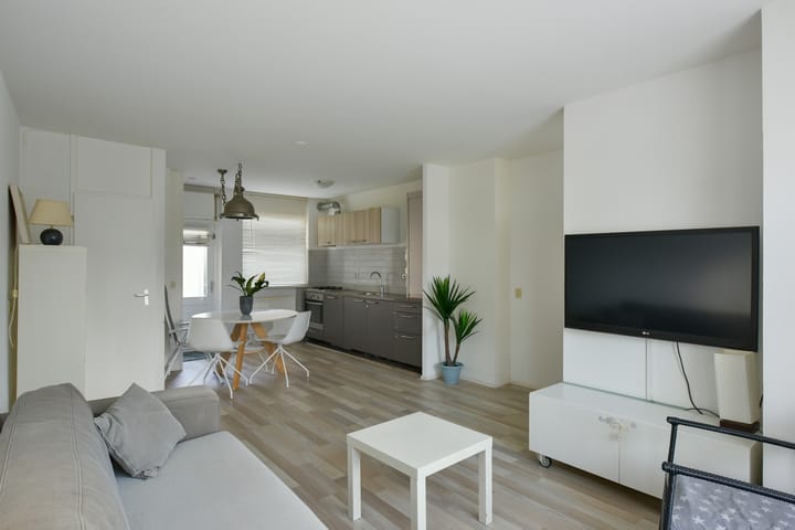 Foto 7 van Lindegracht 1