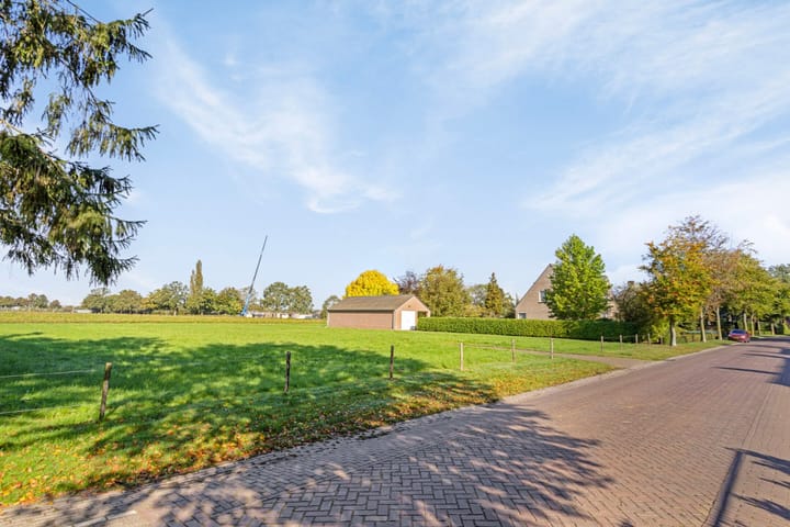 Photo 4 of Antoniusstraat 26-A