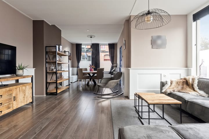 Foto 7 van Emmastraat 1