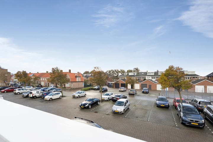 Foto 32 van Emmastraat 1