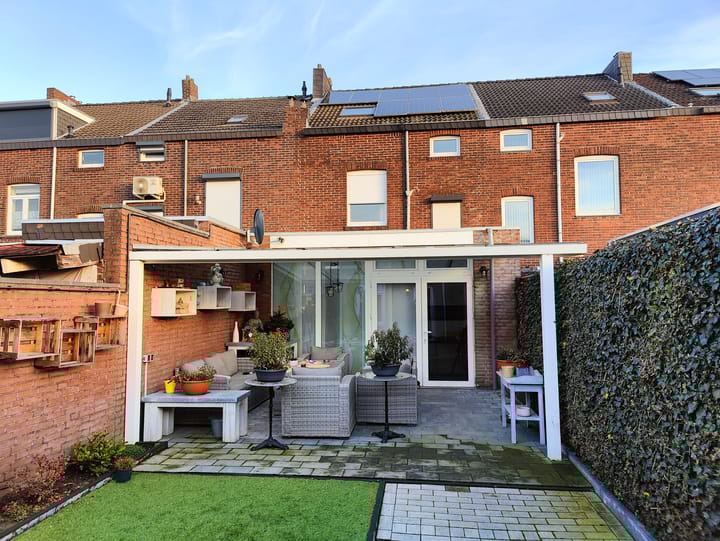 Foto 10 van Theresiastraat 46