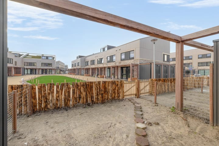 Foto 30 van Guusje Nederhorststraat 25