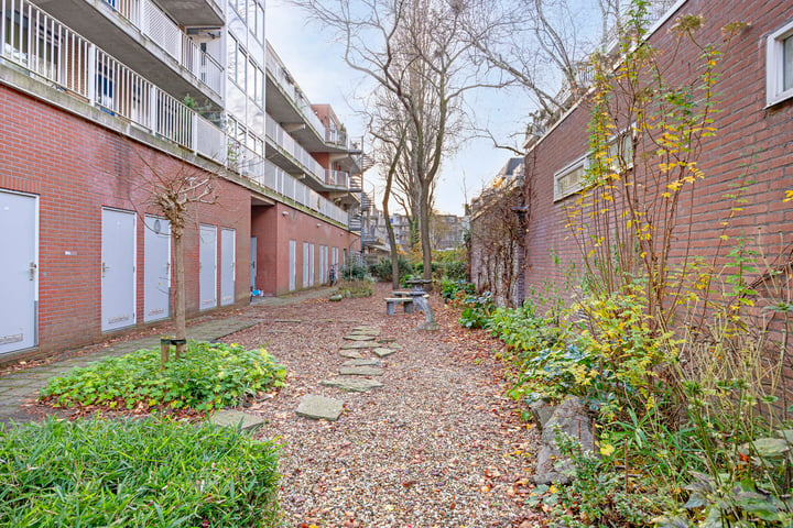 Bekijk foto 31 van Eerste Oosterparkstraat 167