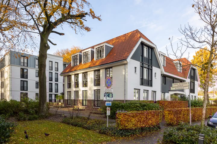 Foto 2 van Dokter de Voslaan 9