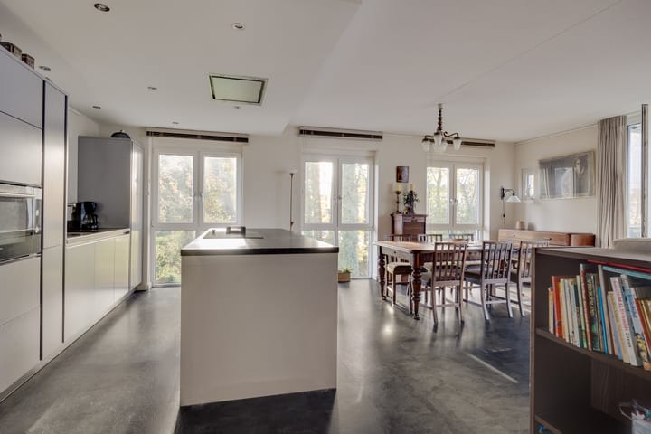 Foto 7 van Dokter de Voslaan 9