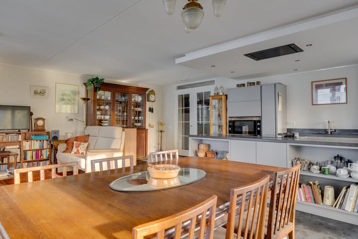 Foto 11 van Dokter de Voslaan 9