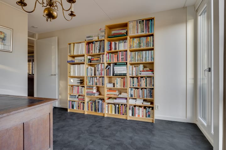 Foto 20 van Dokter de Voslaan 9