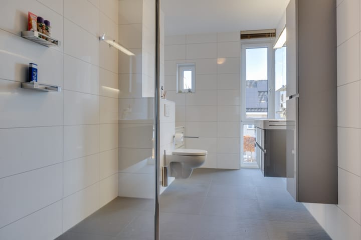 Foto 25 van Dokter de Voslaan 9