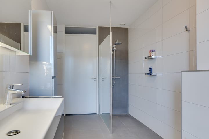 Foto 27 van Dokter de Voslaan 9