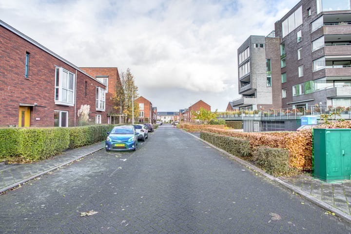 Foto 25 van Van Eesterenstraat 23