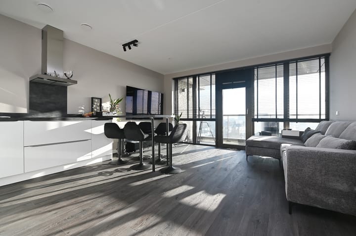 Foto 2 van Deltaplein 343