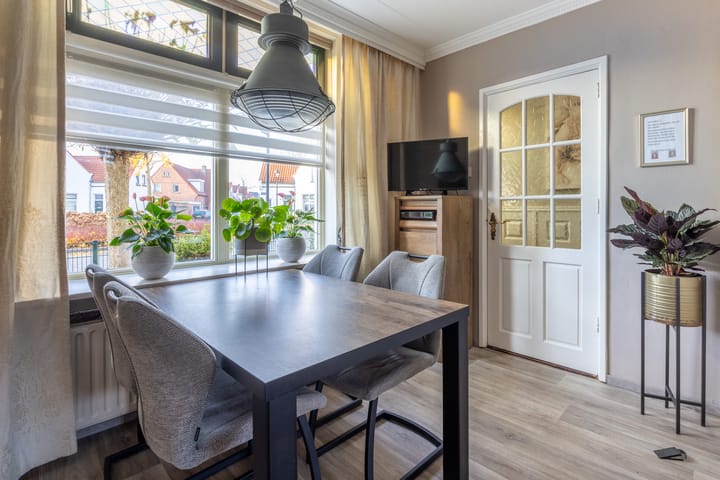 Foto 9 van Pathmosplein 9