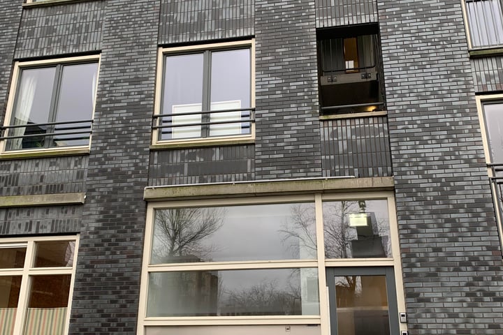 Bekijk foto 4 van Emmy Andriessestraat 328