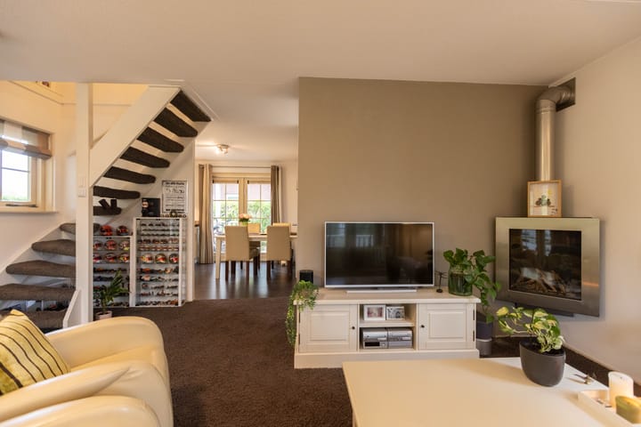 Foto 10 van Wevelsweg 1