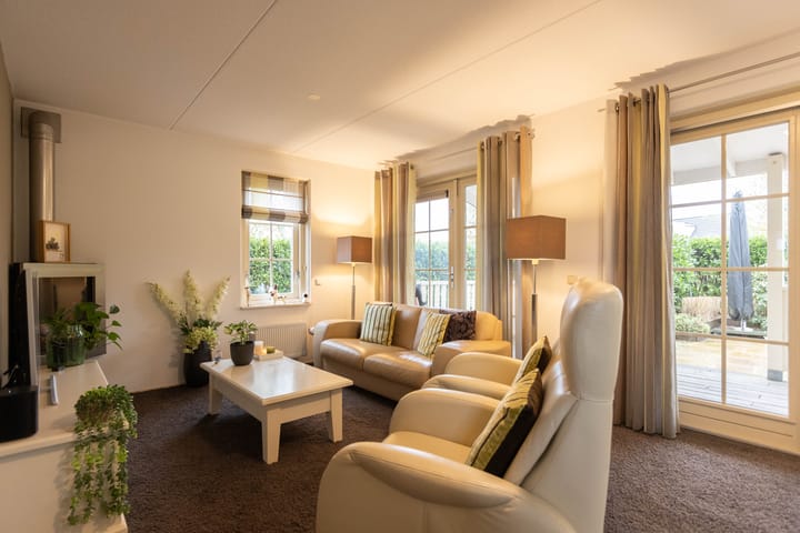 Foto 12 van Wevelsweg 1