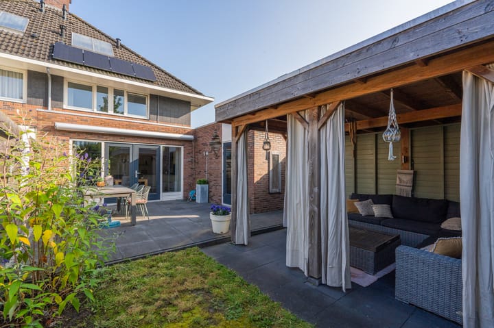 Foto 4 van Caro van Eyckweg 9