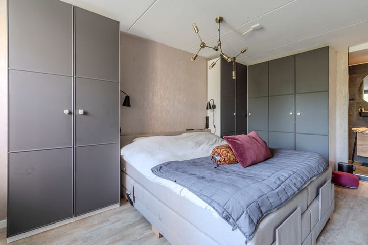 Photo 23 of Caro van Eyckweg 9