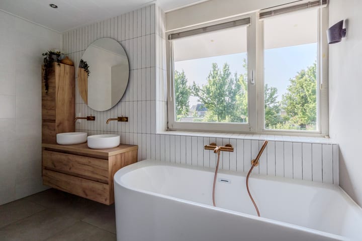 Photo 37 of Caro van Eyckweg 9