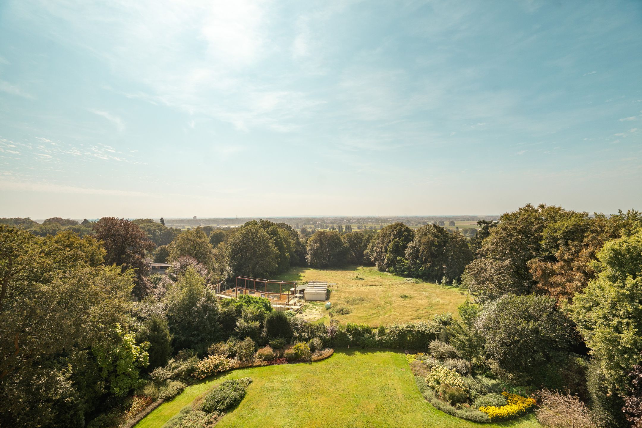 Foto 9 van Overzicht 82