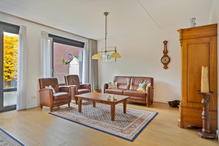 Foto 8 van Burgemeester Breukelstraat 8