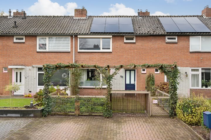 Foto 1 van J. Vermeerstraat 6