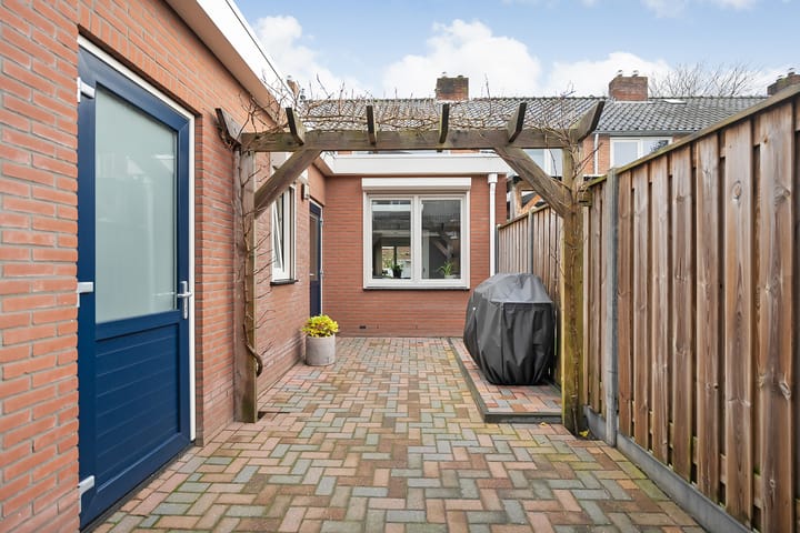 Foto 34 van J. Vermeerstraat 6