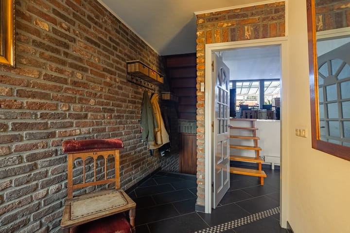 Photo 4 of Klompenstraat 9