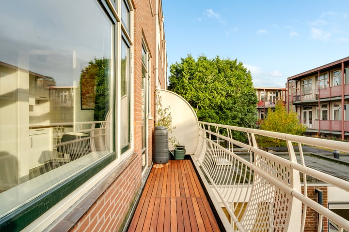 View photo 16 of Alblasstraat 6-BS