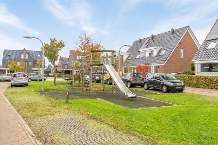 Foto 2 van Menkarstraat 21