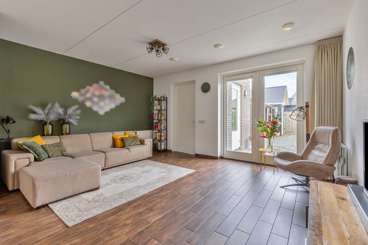 Foto 3 van Menkarstraat 21