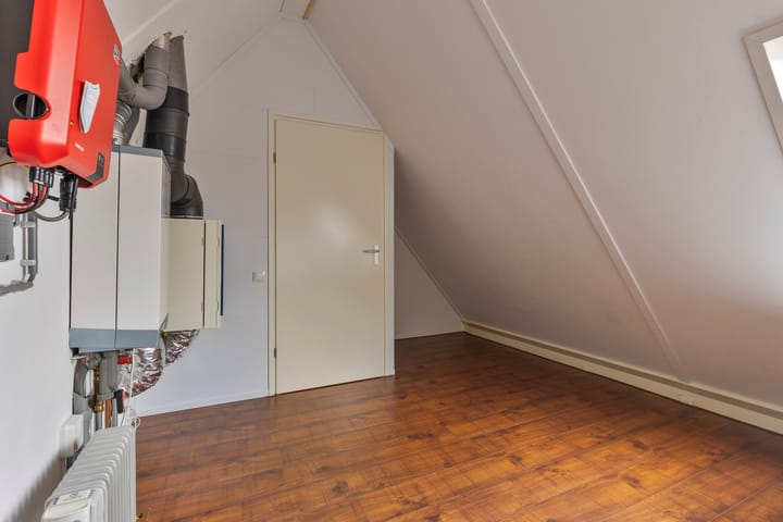 Foto 25 van Menkarstraat 21