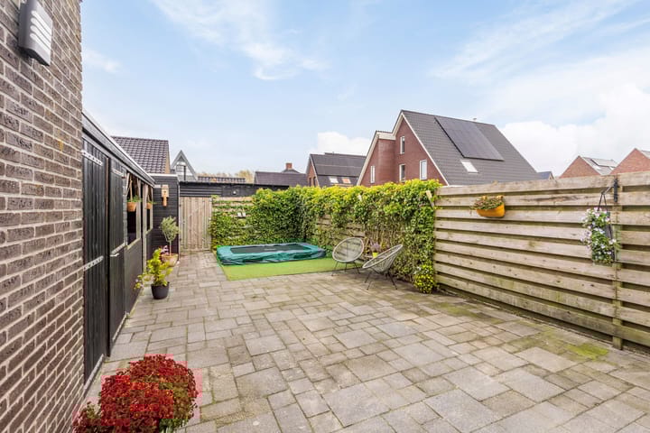 Foto 28 van Menkarstraat 21