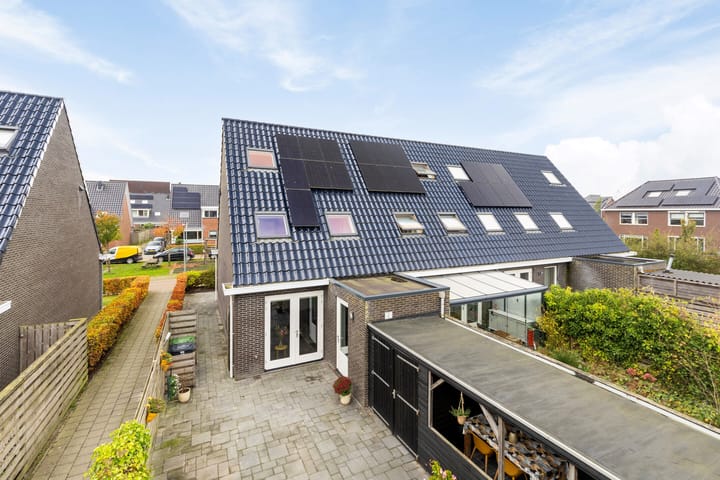 Foto 30 van Menkarstraat 21